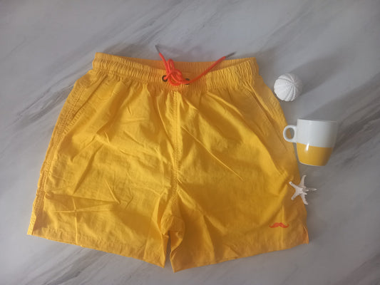 🟡 Short de Bain Moustache Beachwear - Jaune Soleil ☀️
Apportez une touche de lumière à vos journées estivales avec notre short de bain jaune éclatant ! Confortable, léger et à séchage rapide, il est parfait pour briller sous le soleil. Son cordon de serrage ajustable assure un maintien optimal, que ce soit à la plage ou à la piscine.

🩳 Tailles disponibles : S, M, L, XL, XXL
🌊 Séchage rapide & respirabilité optimale
🔥 Un look vibrant pour un été inoubliable

➡️ Affirmez votre style ! Commandez dès maint